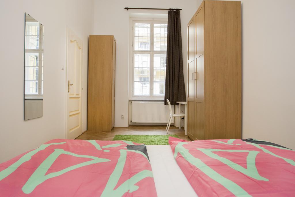 Carolyn Apartman In The Old City Apartment Budapest Exterior photo
